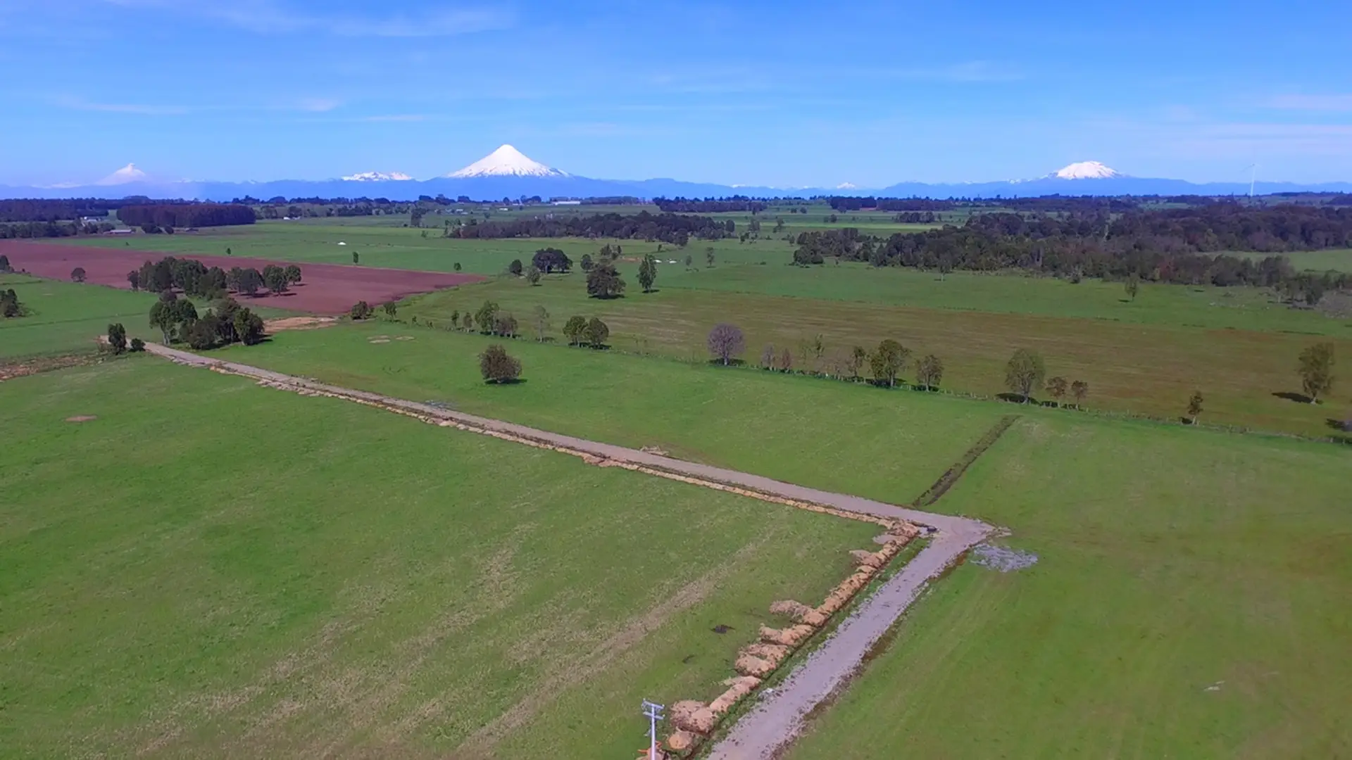 Vista al Volcán Osorno y entorno